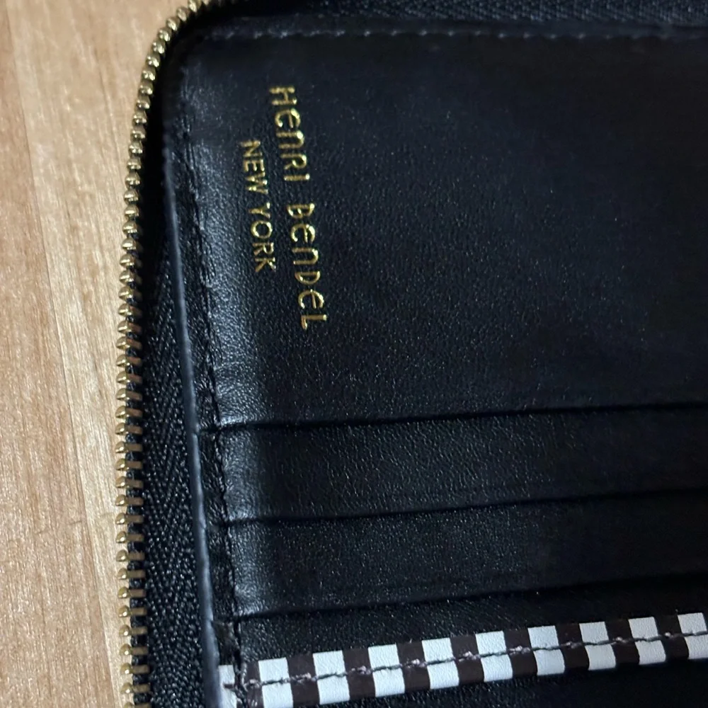 Henri Bendel  animal Print Leather Cowhide Wallet. Carlyle mini haircalf